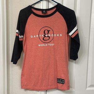 Garth Brooks world tour shirt size M womens